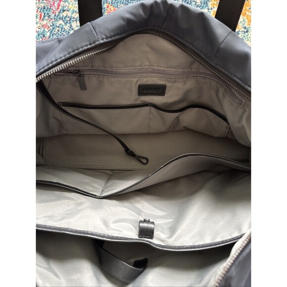 Away The Everywhere Bag Navy Blue Pockets Carry On Travel Nylon Duffle Bag - Picture 15 of 16